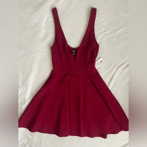 Windsor | Dresses | Windsor Red Skater Dress | Poshmark